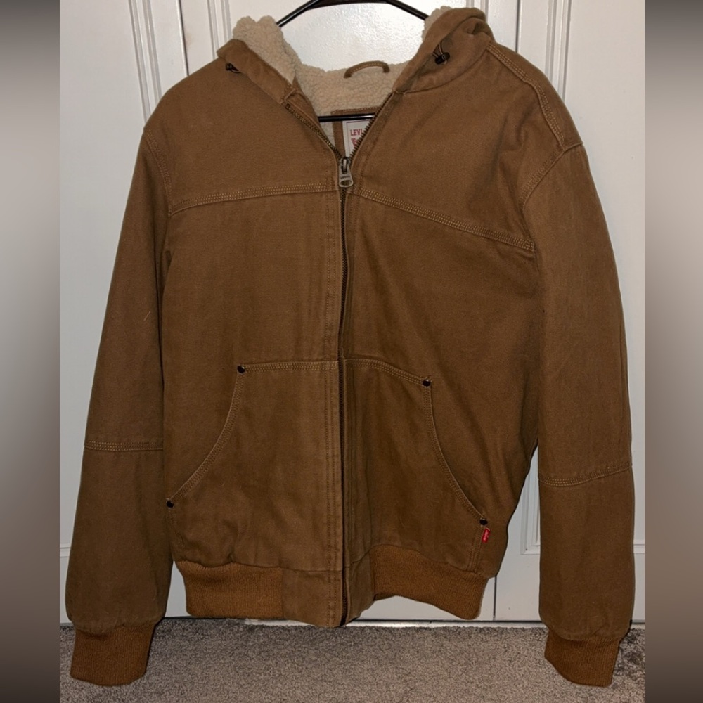 Levi's men's sherpa-lined workwear jacket in brown canvas